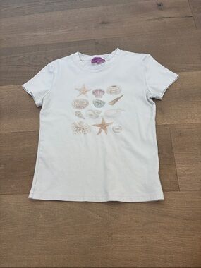 Edikted White Shell Graphic Tee